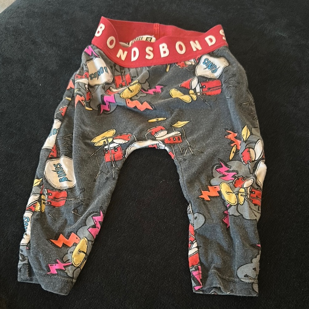 Bonds Gray and Red Joggers for Active Comfort